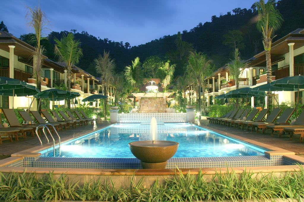 Khaolak Bayfront Resort Takuapa Kültér fotó